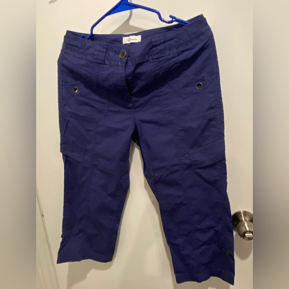 Crop pant size between 3 & 4